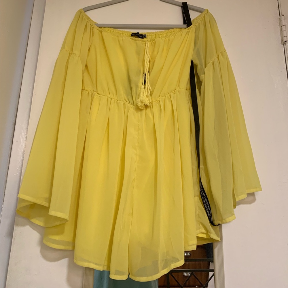 Yellow pretty little thing romper never worn